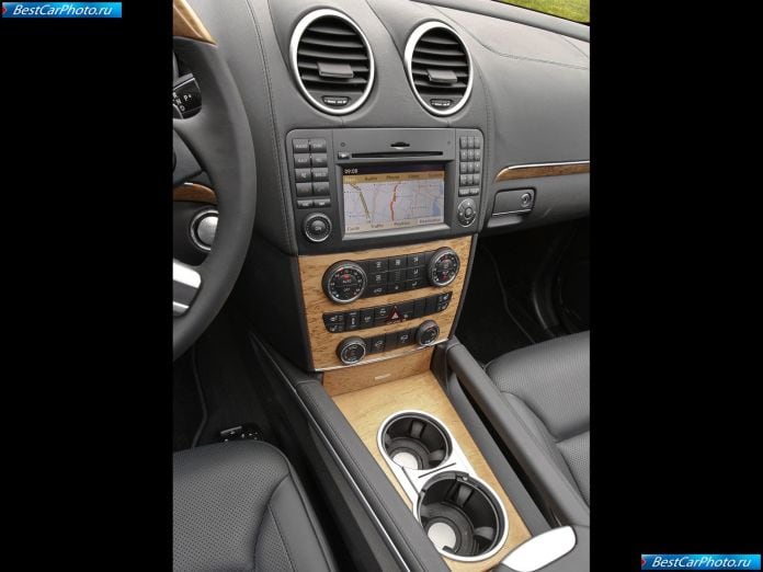 2010 Mercedes-Benz Gl550 - фотография 32 из 33 2010 Mercedes-Benz Gl550 - фотография 32 из 33