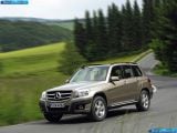 mercedes-benz_2010-glk-class_1600x1200_023.jpg