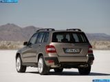 mercedes-benz_2010-glk-class_1600x1200_086.jpg