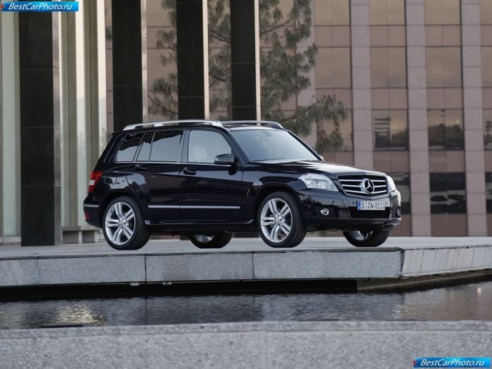 2010 Mercedes-Benz Glk 350 4matic - фотография 24 из 135