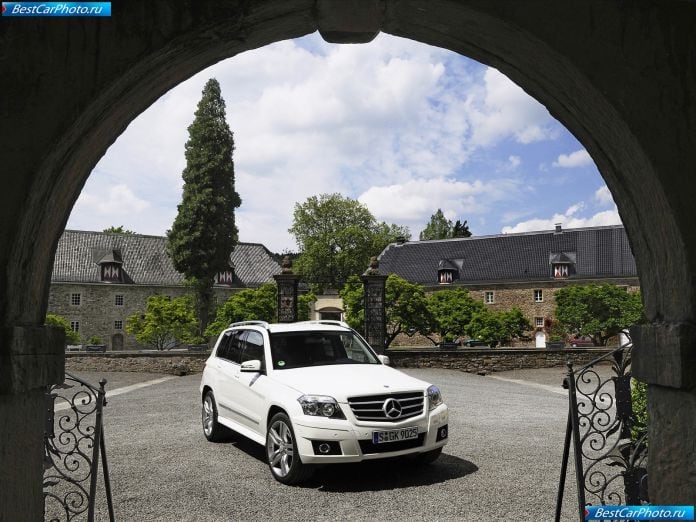 2010 Mercedes-Benz Glk 350 4matic - фотография 76 из 135