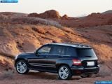 mercedes-benz_2010-glk_350_4matic_1600x1200_092.jpg