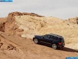 mercedes-benz_2010-glk_350_4matic_1600x1200_097.jpg