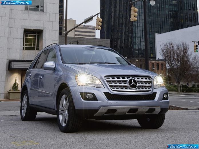2010 Mercedes-Benz Ml450 Hybrid - фотография 4 из 49 2010 Mercedes-Benz Ml450 Hybrid - фотография 4 из 49