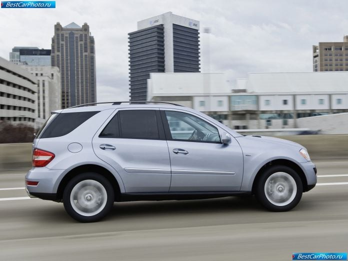 2010 Mercedes-Benz Ml450 Hybrid - фотография 18 из 49 2010 Mercedes-Benz Ml450 Hybrid - фотография 18 из 49