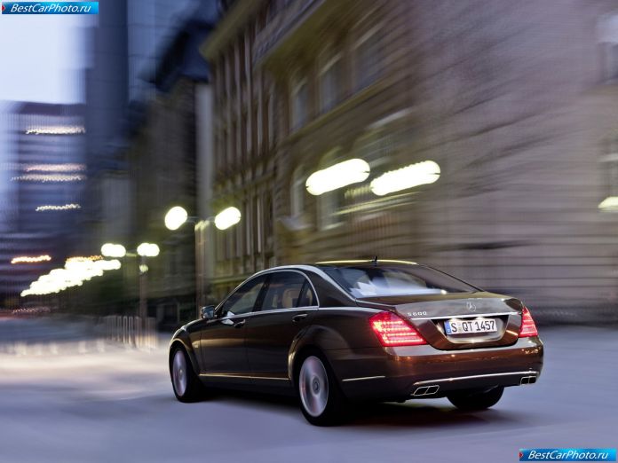 2010 Mercedes-Benz S-class - фотография 12 из 72