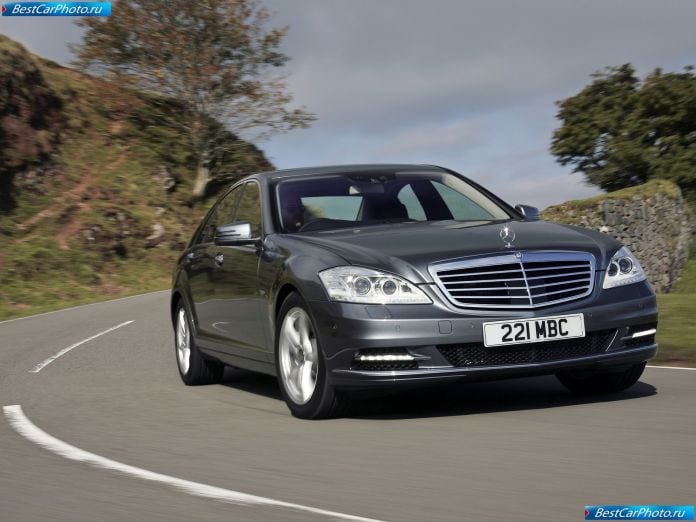 2010 Mercedes-Benz S-class Uk Version - фотография 2 из 95