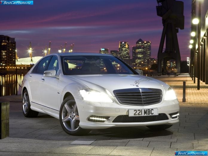 2010 Mercedes-Benz S-class Uk Version - фотография 9 из 95
