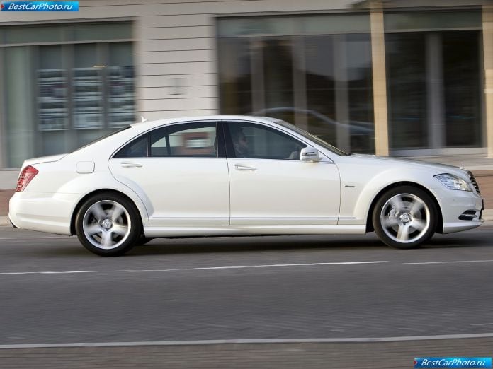 2010 Mercedes-Benz S-class Uk Version - фотография 33 из 95