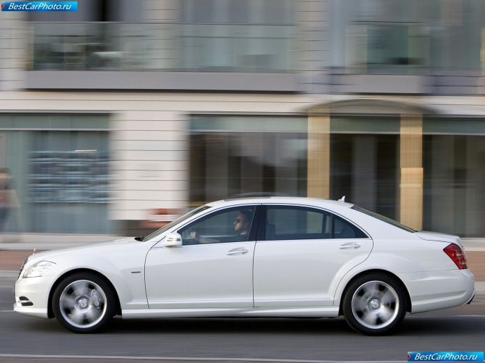 2010 Mercedes-Benz S-class Uk Version - фотография 34 из 95