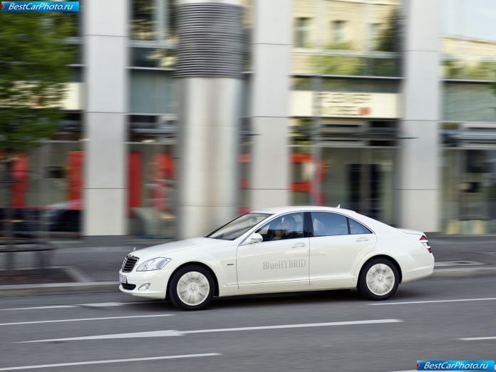 2010 Mercedes-Benz S400 Bluehybrid - фотография 16 из 45 2010 Mercedes-Benz S400 Bluehybrid - фотография 16 из 45