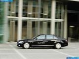 mercedes-benz_2010-s400_bluehybrid_1600x1200_018.jpg