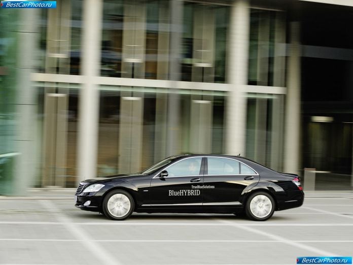 2010 Mercedes-Benz S400 Bluehybrid - фотография 18 из 45