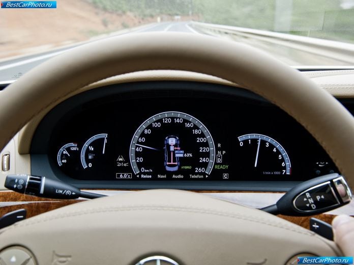 2010 Mercedes-Benz S400 Bluehybrid - фотография 25 из 45 2010 Mercedes-Benz S400 Bluehybrid - фотография 25 из 45