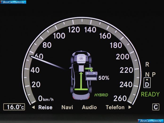 2010 Mercedes-Benz S400 Bluehybrid - фотография 35 из 45 2010 Mercedes-Benz S400 Bluehybrid - фотография 35 из 45