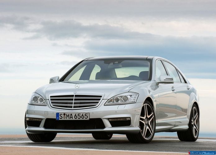 2010 Mercedes-Benz S65 Amg - фотография 1 из 22