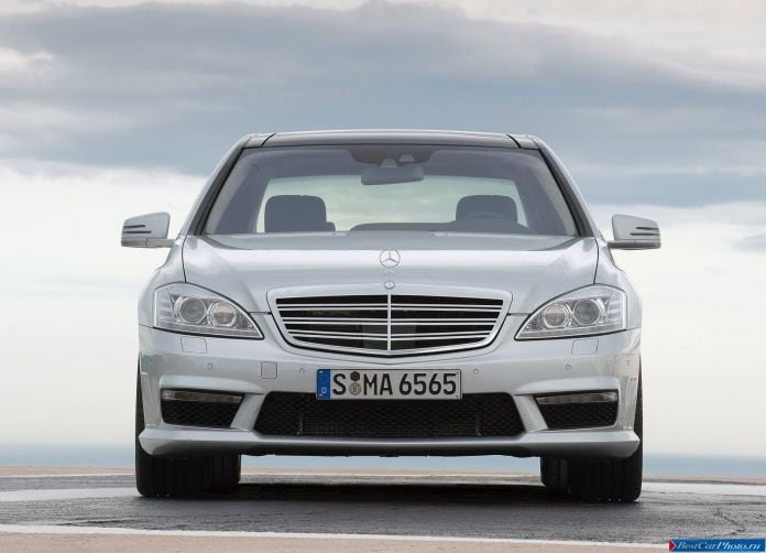 2010 Mercedes-Benz S65 Amg - фотография 13 из 22 2010 Mercedes-Benz S65 Amg - фотография 13 из 22