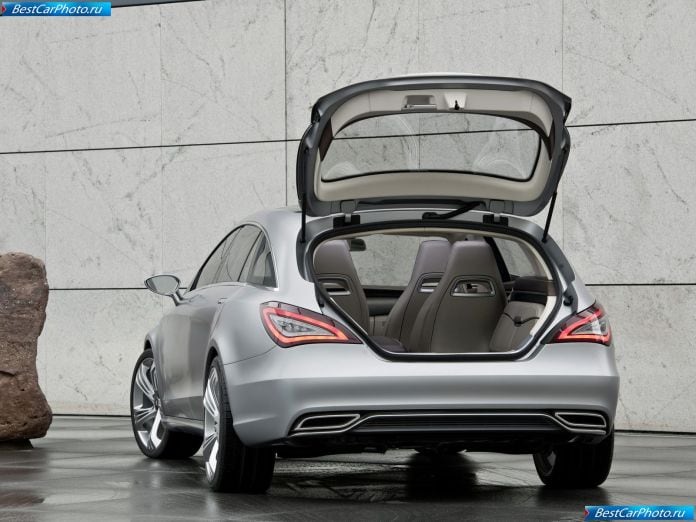 2010 Mercedes-Benz Shooting Break Concept - фотография 13 из 37