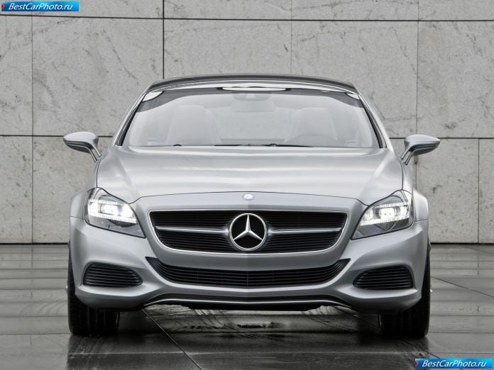 2010 Mercedes-Benz Shooting Break Concept - фотография 17 из 37 2010 Mercedes-Benz Shooting Break Concept - фотография 17 из 37