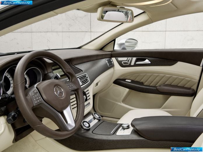 2010 Mercedes-Benz Shooting Break Concept - фотография 21 из 37 2010 Mercedes-Benz Shooting Break Concept - фотография 21 из 37