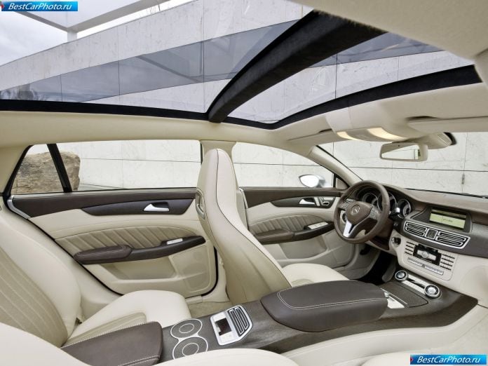 2010 Mercedes-Benz Shooting Break Concept - фотография 22 из 37