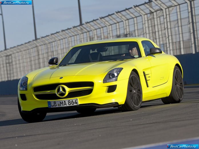 2010 Mercedes-Benz Sls Amg E-cell Concept - фотография 2 из 65