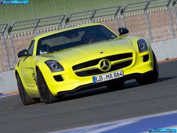 2010 Mercedes-Benz Sls Amg E-cell Concept - фотография 7 из 65 2010 Mercedes-Benz Sls Amg E-cell Concept - фотография 7 из 65
