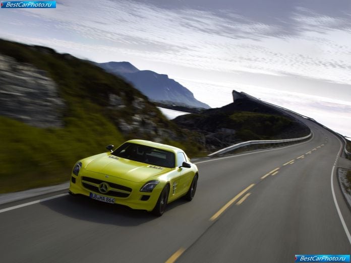 2010 Mercedes-Benz Sls Amg E-cell Concept - фотография 26 из 65