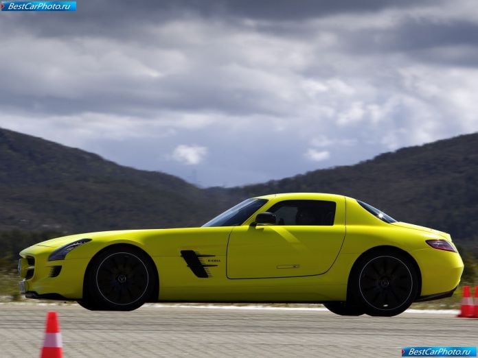 2010 Mercedes-Benz Sls Amg E-cell Concept - фотография 31 из 65