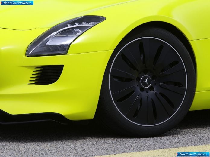 2010 Mercedes-Benz Sls Amg E-cell Concept - фотография 59 из 65 2010 Mercedes-Benz Sls Amg E-cell Concept - фотография 59 из 65