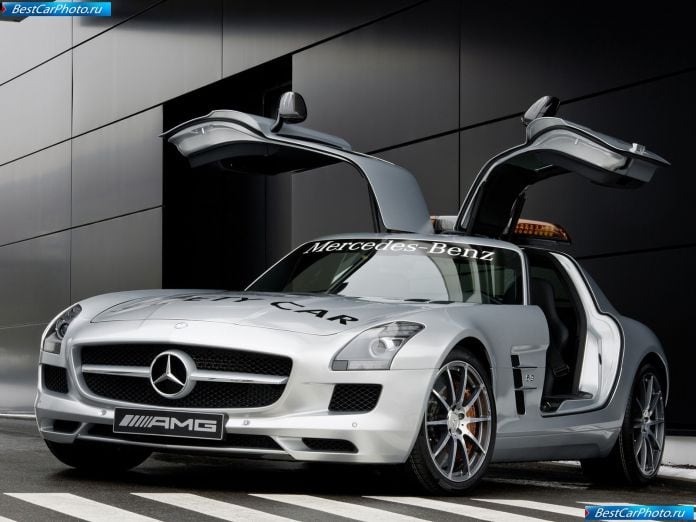 2010 Mercedes-Benz Sls Amg F1 Safety Car - фотография 1 из 14 2010 Mercedes-Benz Sls Amg F1 Safety Car - фотография 1 из 14
