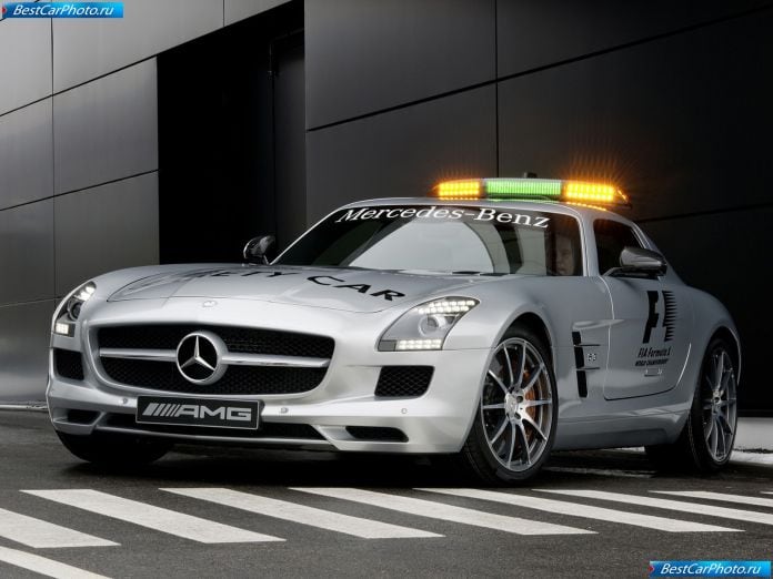 2010 Mercedes-Benz Sls Amg F1 Safety Car - фотография 4 из 14 2010 Mercedes-Benz Sls Amg F1 Safety Car - фотография 4 из 14