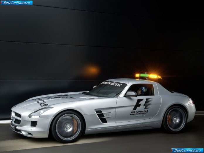 2010 Mercedes-Benz Sls Amg F1 Safety Car - фотография 6 из 14 2010 Mercedes-Benz Sls Amg F1 Safety Car - фотография 6 из 14