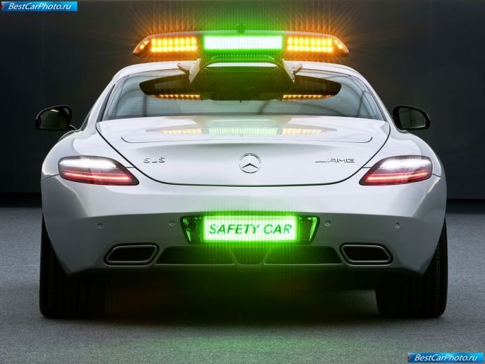 2010 Mercedes-Benz Sls Amg F1 Safety Car - фотография 10 из 14 2010 Mercedes-Benz Sls Amg F1 Safety Car - фотография 10 из 14