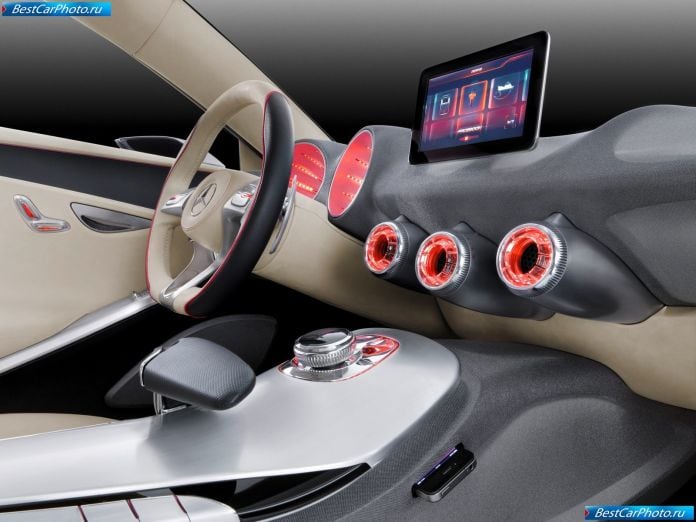 2011 Mercedes-Benz A-class Concept - фотография 29 из 52 2011 Mercedes-Benz A-class Concept - фотография 29 из 52