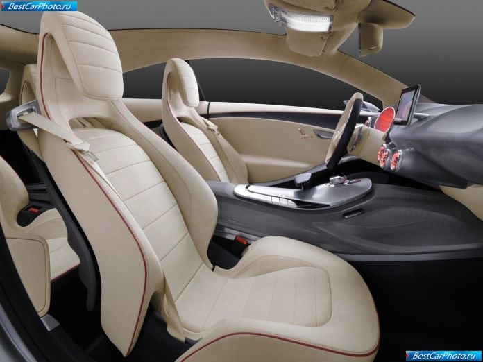 2011 Mercedes-Benz A-class Concept - фотография 30 из 52 2011 Mercedes-Benz A-class Concept - фотография 30 из 52