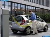 mercedes-benz_2011-a-class_e-cell_1600x1200_009.jpg