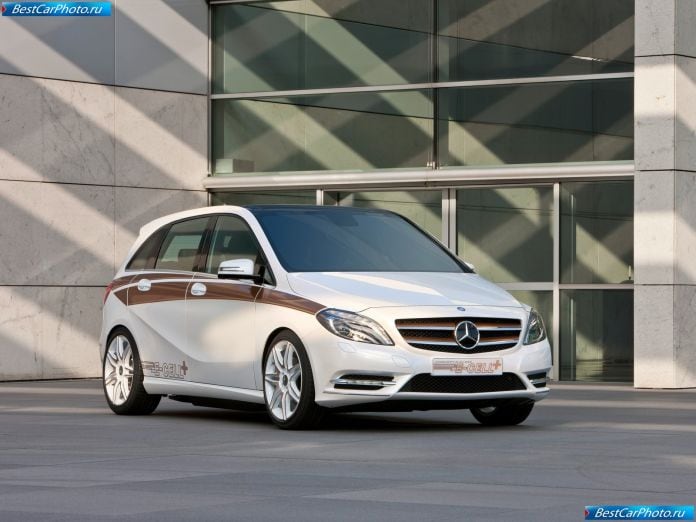 2011 Mercedes-Benz B-class E-cell Plus Concept - фотография 4 из 21