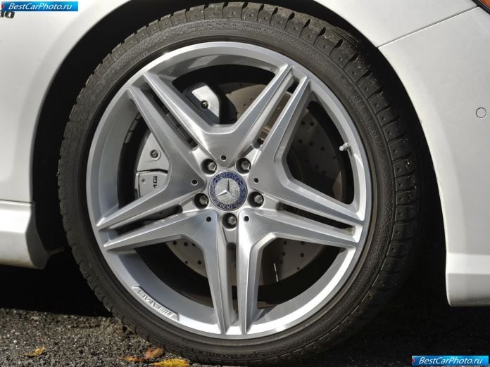 2011 Mercedes-Benz Cl63 Amg - фотография 99 из 102 2011 Mercedes-Benz Cl63 Amg - фотография 99 из 102