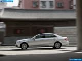 mercedes-benz_2011-e-class_l_1600x1200_008.jpg