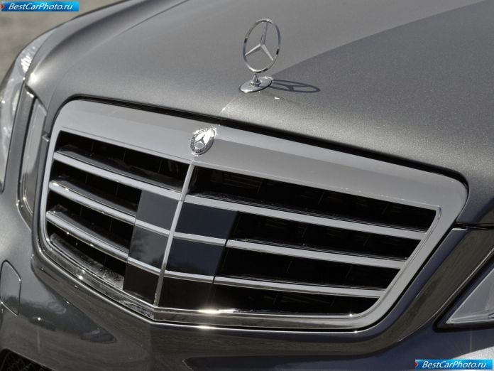 2011 Mercedes-Benz E350 4matic Wagon - фотография 51 из 59 2011 Mercedes-Benz E350 4matic Wagon - фотография 51 из 59