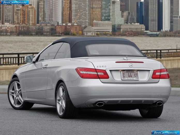 2011 Mercedes-Benz E350 Cabriolet - фотография 37 из 76