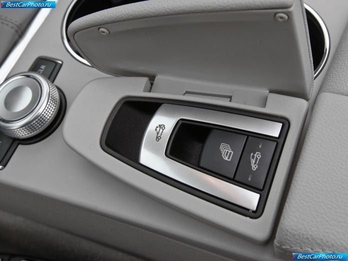 2011 Mercedes-Benz E350 Cabriolet - фотография 57 из 76