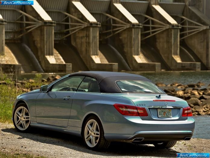 2011 Mercedes-Benz E550 Cabriolet - фотография 37 из 60 2011 Mercedes-Benz E550 Cabriolet - фотография 37 из 60