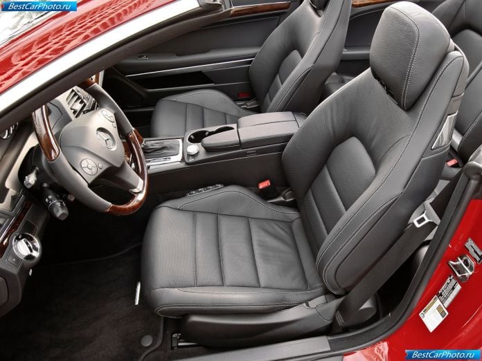 2011 Mercedes-Benz E550 Cabriolet - фотография 44 из 60 2011 Mercedes-Benz E550 Cabriolet - фотография 44 из 60