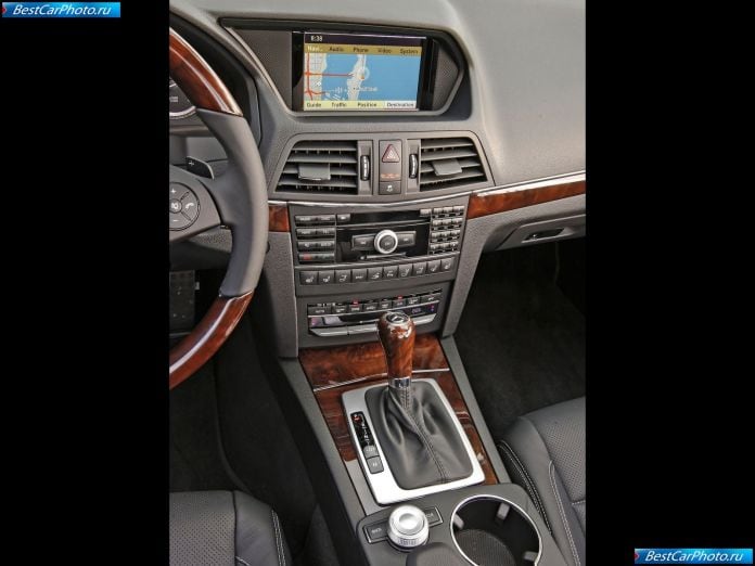 2011 Mercedes-Benz E550 Cabriolet - фотография 60 из 60 2011 Mercedes-Benz E550 Cabriolet - фотография 60 из 60