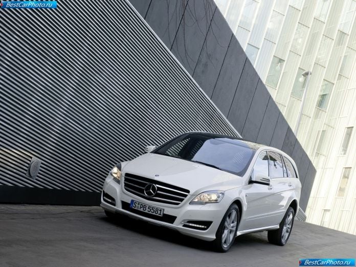 2011 Mercedes-Benz R-class - фотография 17 из 144
