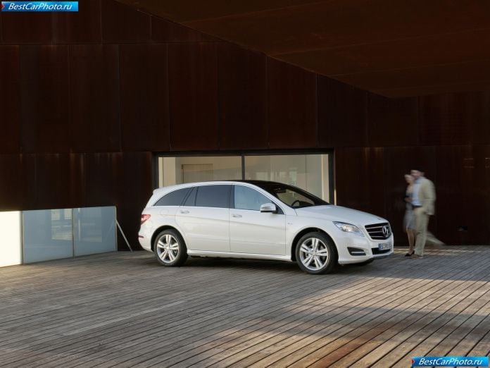 2011 Mercedes-Benz R-class - фотография 25 из 144 2011 Mercedes-Benz R-class - фотография 25 из 144