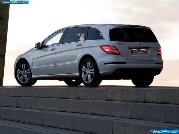 2011 Mercedes-Benz R-class - фотография 62 из 144 2011 Mercedes-Benz R-class - фотография 62 из 144