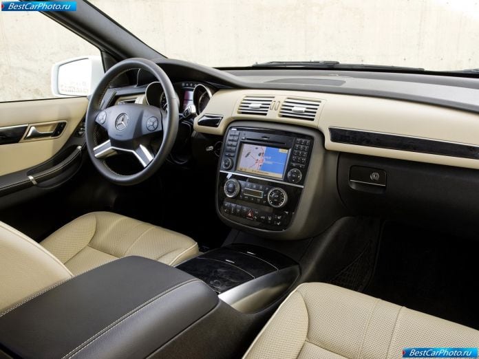 2011 Mercedes-Benz R-class - фотография 101 из 144